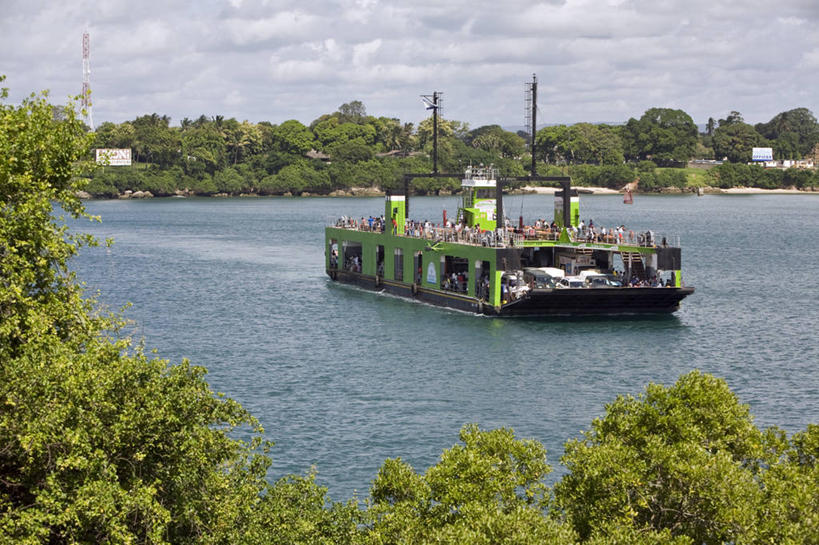 无人,横图,室外,水,船,汽车,非洲,肯尼亚,运输,摄影,渡轮,东非,蒙巴萨岛,彩图,旅行