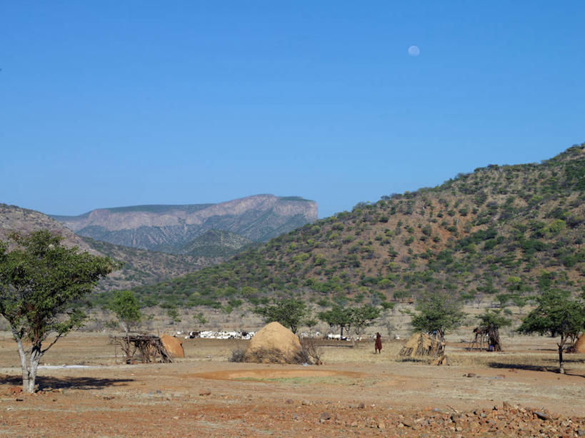 无人,家,横图,室外,沙漠,非洲,纳米比亚,房屋,屋子,地形,泥土,乡村,月亮,满月,楼房,住宅,摄影,住房,干的,非洲文化,牛粪,彩图,房子,小屋,传统文化,游牧民族