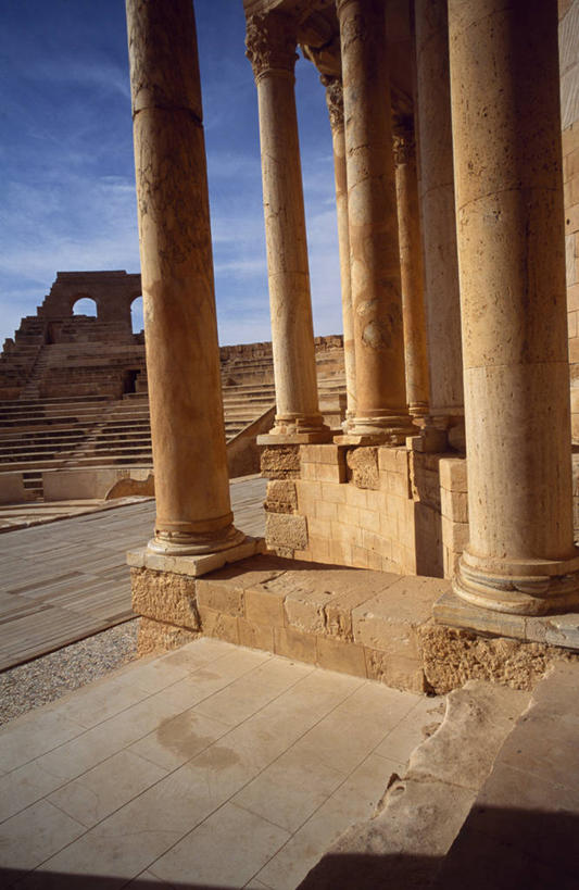 无人,舞台,竖图,利比亚,化石,柱子,古罗马,废墟,地标建筑,摄影,考古学,地中海文化,北非,撒哈拉沙漠,萨布拉塔,彩图