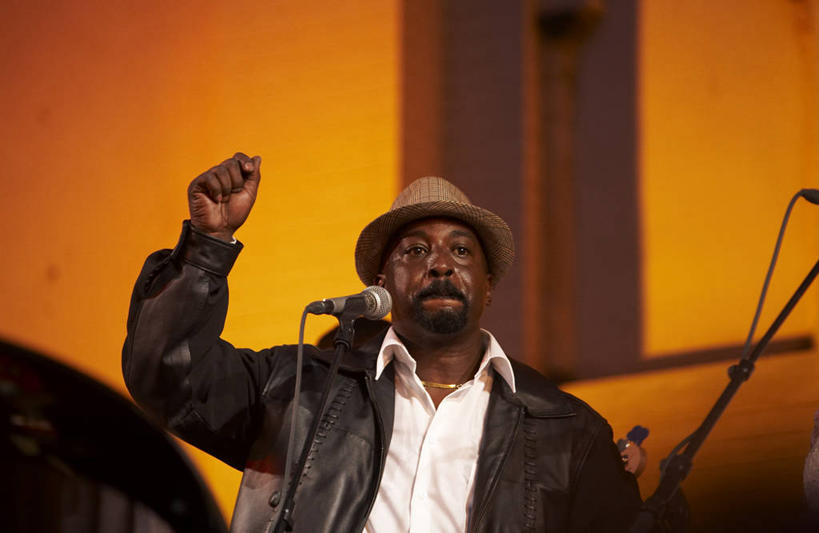 成年人,一个人,横图,帽子,摩洛哥,仅一个男性,表演,音乐,摄影,唱,麦克风,音乐人,北非,费兹,男人,歌手,彩图,福音