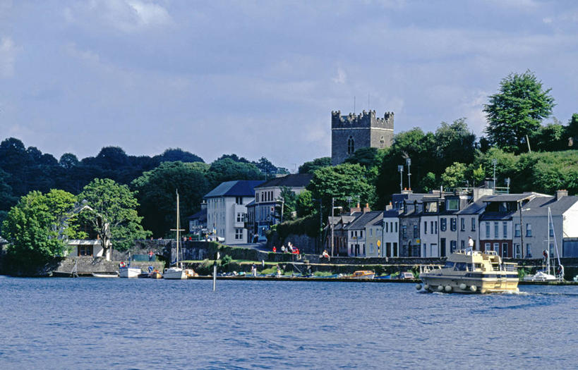 无人,横图,室外,旅游,度假,水,船,爱尔兰,河岸,乡村,城镇,古典,运输,摄影,爱尔兰共和国,克莱尔郡,彩图,旅行,爱尔兰文化