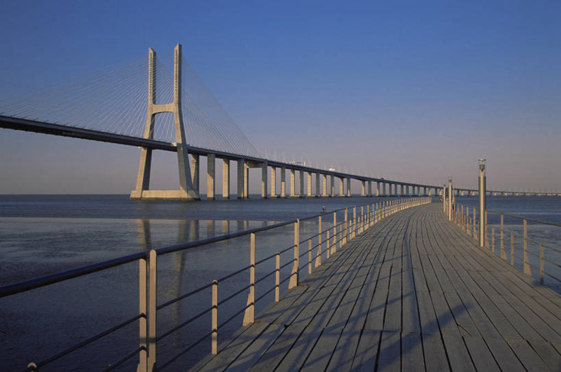 无人,横图,城市,葡萄牙,欧洲,人行道,小路,首都,里斯本,摄影,吊桥,西欧,南欧,葡萄牙共和国,瓦斯科.达伽马大桥,彩图