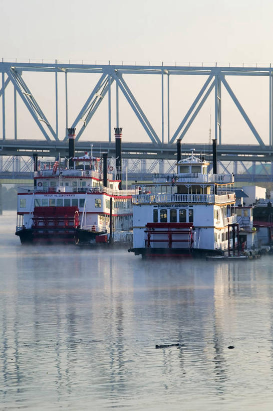 无人,竖图,室外,船,美国,摄影,北美,肯塔基州,俄亥俄河,美国人,彩图,明轮船