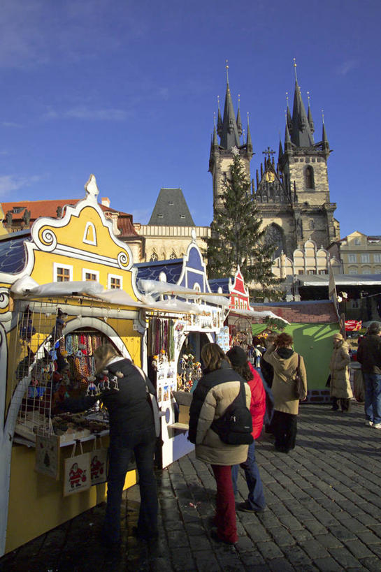 广场,竖图,方图,欧洲,捷克,圣诞节,冬天,市场,首都,摄影,政府,东欧,中欧,捷克共和国,旧城广场,布拉格广场,布拉格,瓦茨拉夫广场,布拉格旧城广场,布拉格老城广场,提恩教堂,彩图,旅行,布拉格历史中心