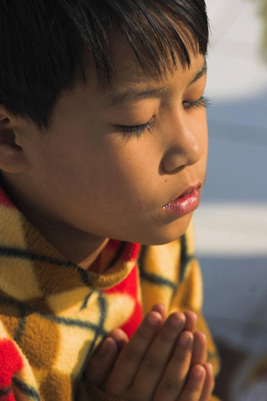 儿童,一个人,竖图,纯洁,缅甸,亚洲,仅一个女性,仅一个人,宝塔,佛塔,小孩,祈祷,仅一个小孩,可爱,童年,童趣,摄影,宗教,东南亚,佛教,肖像,童真,烂漫,无邪,缅甸联邦,孟邦,天真,女孩,女人,女性,孩子,彩图,女生