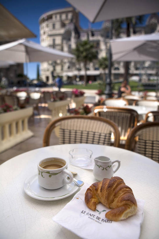 无人,竖图,室外,早餐,桌子,法国,摩纳哥,欧洲,首都,摄影,地中海,普罗旺斯,法式食品,法国文化,蒙特卡洛,彩图,咖啡馆,新月面包