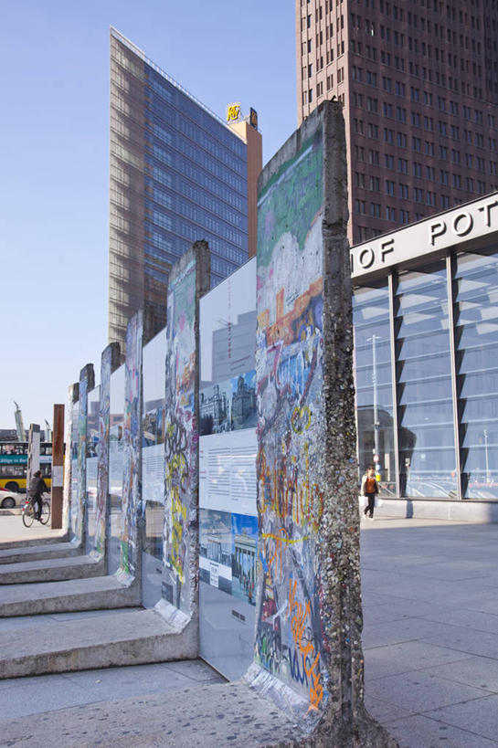 广场,竖图,室外,白天,旅游,城市,德国,欧洲,首都,柏林,波茨坦广场,柏林墙,摄影,西欧,德国文化,彩图