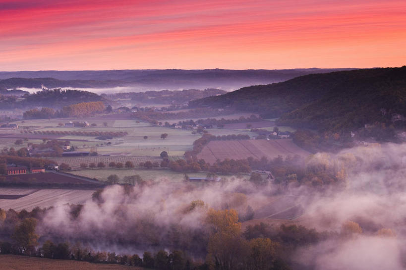 无人,横图,俯视,室外,白天,旅游,雾,法国,欧洲,黎明,山谷,摄影,西欧,法兰西,法兰西共和国,阿基坦,法兰西第五共和国,亚魁当,阿基坦大区,多尔多涅,秋天,彩图,高角度拍摄,旅行,多尔多涅河