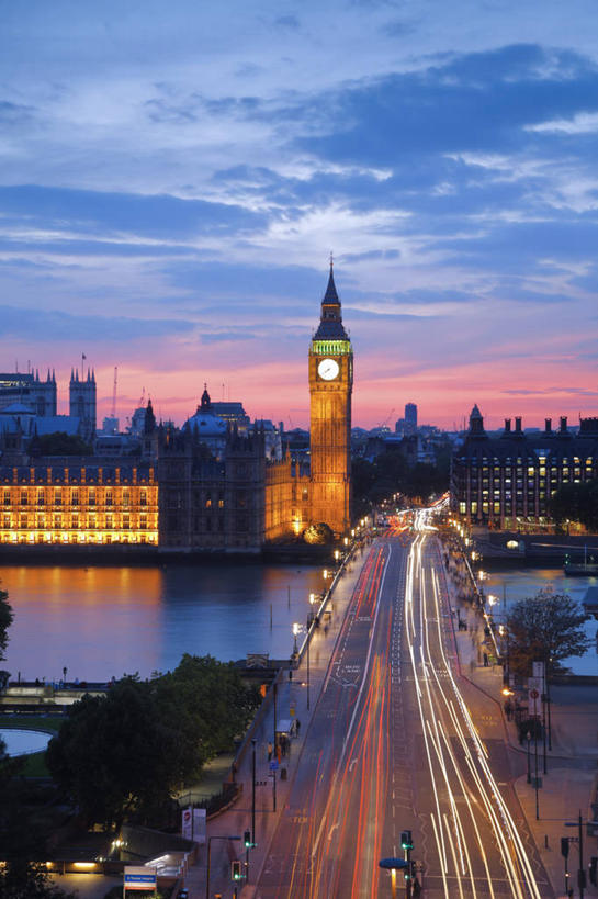 竖图,俯视,室外,夜晚,长时间曝光,旅游,日落,城市,英国,欧洲,首都,英格兰,钟塔,泰晤士河,黄昏,摄影,西欧,北欧,英国文化,威斯敏斯特桥,彩图,高角度拍摄