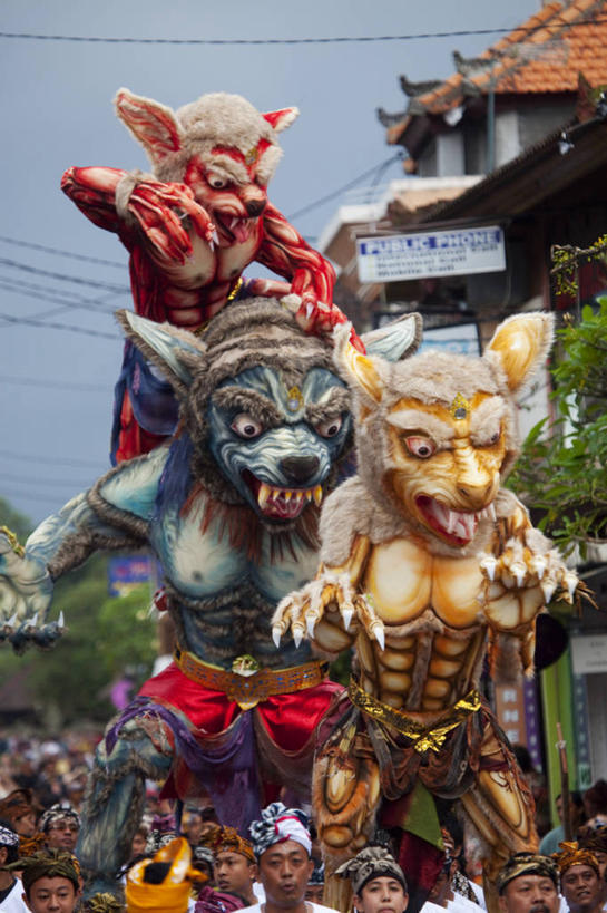 竖图,室外,白天,印度尼西亚,亚洲,许多人,一群人,摄影,东南亚,热带气候,游行,典礼,怪物,魔鬼,小巽他群岛,彩图,巴厘