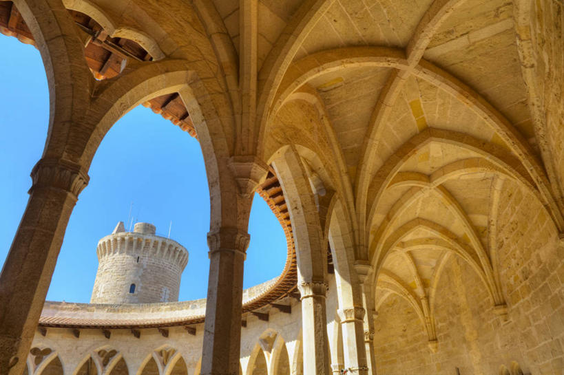 无人,横图,室外,白天,建筑,西班牙,庭院,拱门,塔,摄影,万里无云,帕尔马,马略卡,彩图,旅行