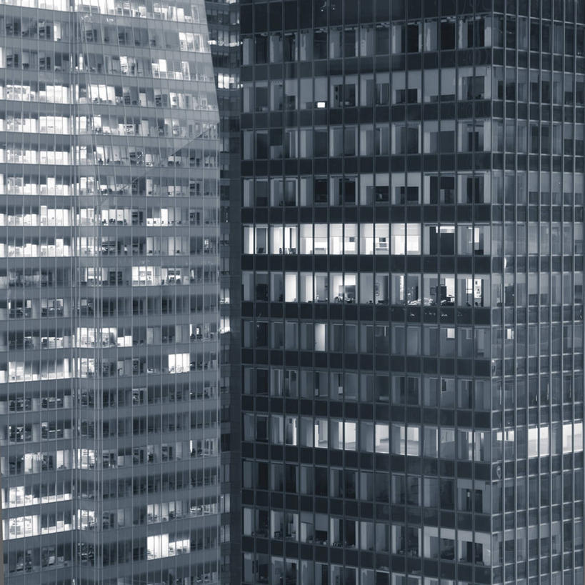 无人,方图,黑白,室外,夜晚,抽象,重复,窗户,建筑,纽约,美国,曼哈顿,地标建筑,办公大楼,摄影,照亮,一致,曼哈顿时代广场