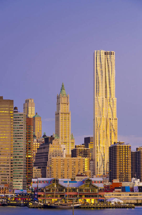 无人,竖图,俯视,室外,城市,建筑,摩天大楼,日光,纽约,美国,黄昏,摄影,照亮,市区,伍尔沃斯大厦,金融区,彩图,高角度拍摄,东河