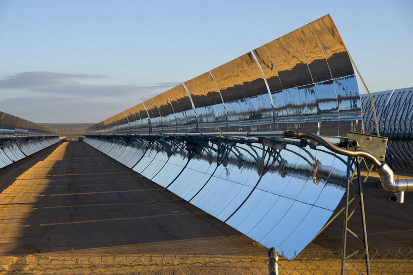 无人,横图,室外,白天,太阳能,日光,美国,反射,工业,摄影,能源,北美,北美洲,加利福尼亚,透视图,美洲,替代能源,加州,环境保护,加利福尼亚州,金州,黄金州,北亚美利加洲,亚美利加洲,太阳能电池板,彩图,美利坚合众国,圣伯纳迪诺市