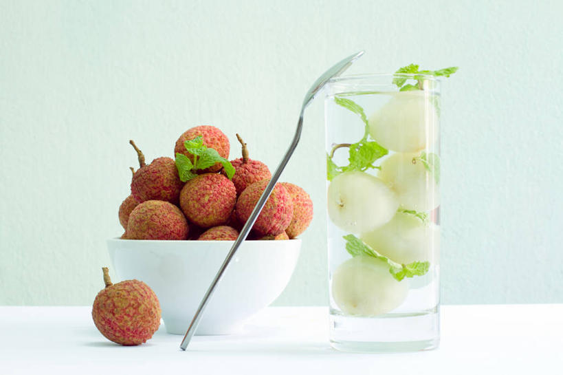 无人,横图,特写,白色背景,荔枝,水果,叶子,越南,首都,饮食,汤匙,碗,摄影,草本,清新,健康食物,河内,玻璃杯,彩图,影棚拍摄