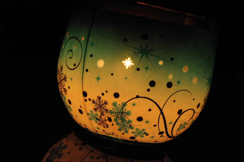 无人,横图,特写,英国,黑色背景,反射,烛光,一个,摄影,单个,照亮,式样,想法,美术工艺,设计,彩图,影棚拍摄