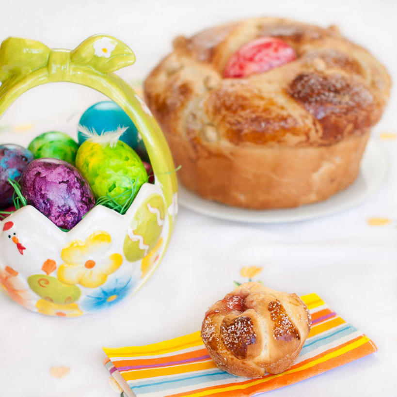 无人,方图,特写,白色背景,保加利亚,条纹,庆祝,篮子,首都,饮食,餐巾,摄影,清新,复活节彩蛋,索非亚,纸托蛋糕,彩图,影棚拍摄,传统文化