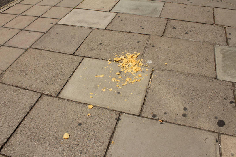 无人,横图,俯视,室外,白天,英国,小路,首都,饮食,摄影,不幸,彩图,高角度拍摄,炸土豆片,损失