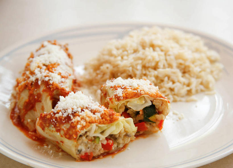 无人,横图,室内,特写,烹饪,中餐,美国,料理,食品,褐色,白菜卷,菜肴,美食,饮食,食物,盘子,中式,素食,摄影,佳肴,中华料理,清新,加利福尼亚,健康食物,印度香米,彩图