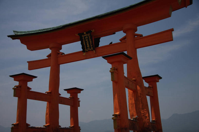 无人,横图,室外,白天,建筑,日本,日本文化,木制,大门,鸟居,云,天空,摄影,宗教,彩图,宫屿