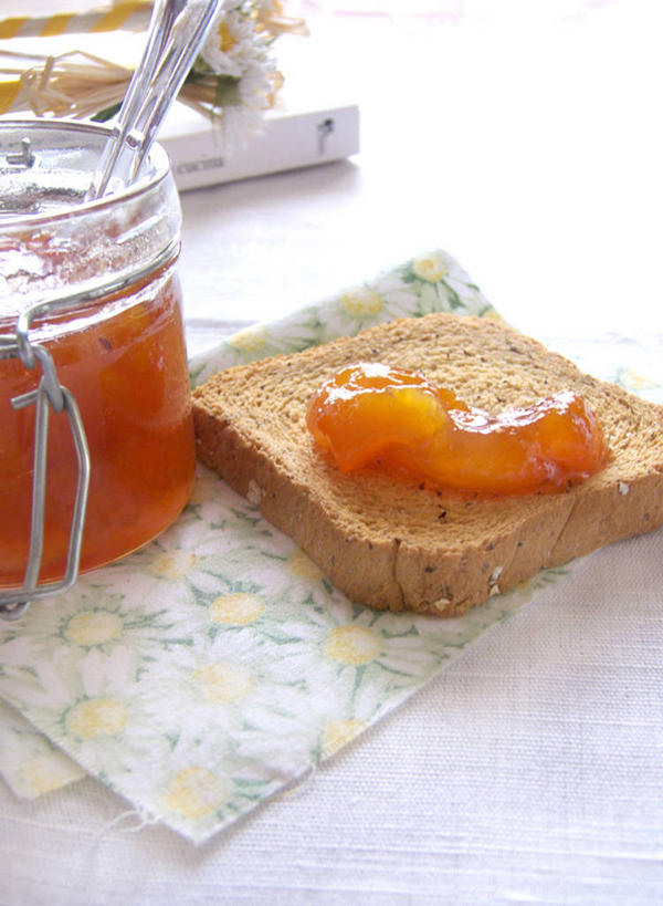 面包,无人,竖图,室内,特写,白天,意大利,饮食,餐巾,汤匙,摄影,清新,广口瓶,彩图,桃子酱