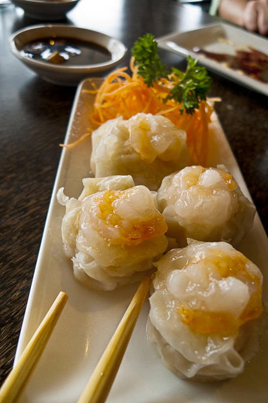 无人,竖图,室内,特写,白天,筷子,美国,虾,饮食,白色,碗,摄影,草本,清新,德克萨斯,开胃酱,海产,彩图