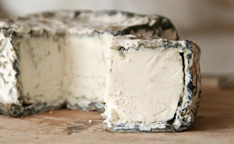 点心,面包,奶酪,无人,横图,室内,特写,西班牙,切开,咬,食品,面点,吐司,饮食,食物,糕点,切,摄影,法式面包,咬着,清新,剖面,吐司面包,切面,健康食物,彩图,多士,听型面包