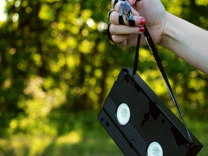 成年人,手,一个人,横图,复古,技术,美国,仅一个女性,拿着,破坏,破损,摄影,部分,损坏,田纳西,电影胶片,彩图