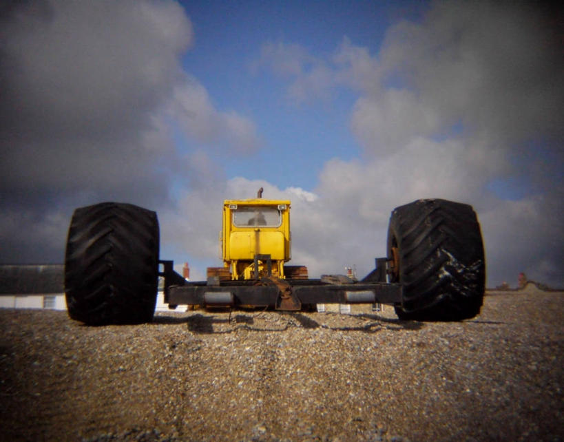 无人,横图,室外,白天,英国,云,天空,自然,轮胎,运输,摄影,停止,拖拉机,暂停,停滞,爱丁堡,海滩,彩图,晕影