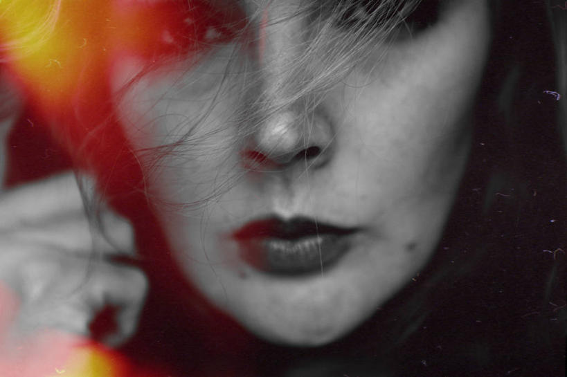 成年人,中年人,脸,头,脸颊,一个人,横图,分离着色,室外,特写,正面,镜头眩光,信心,日光,美国,仅一个女性,仅一个人,肩膀,黄昏,仅一个中年女性,摄影,肖像,俄亥俄州,女人,女性,中年女性,头部,脸部,脸蛋,面部,彩图