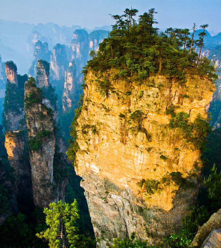 无人,竖图,俯视,室外,白天,美景,雾,张家界,景观,天气,树,风景,天空,自然,景色,摄影,巨大,庞大,宁静,自然风光,湖南省,宏大,硕大,伟大,国家森林公园,自然地理,岩石,彩图,高角度拍摄