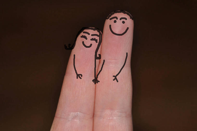 一个人,横图,特写,英国,手指,摄影,褐色背景,部分,创造力,笑脸,怀特岛,想法,手牵手,彩图,影棚拍摄,爱,拟人