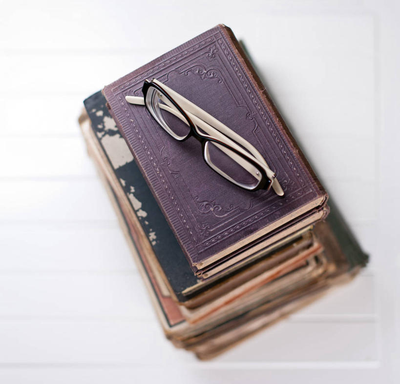 无人,横图,室内,特写,白色背景,智慧,桌子,德国,堆叠,古典,教育,摄影,知识,书,彩图