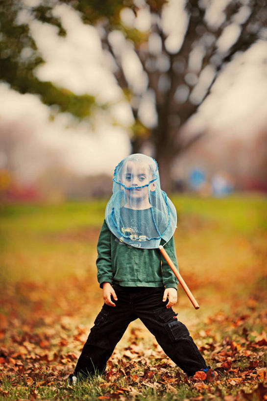 西方人,儿童,一个人,站,竖图,室外,白天,正面,纯洁,草地,欧洲,美国,欧洲人,仅一个男性,仅一个人,覆盖,休闲装,树,小孩,自然,仅一个小孩,蝴蝶网,可爱,童年,童趣,摄影,张开双腿,肖像,童真,烂漫,无邪,维吉尼亚,恶作剧,展开双腿,天真,男孩,男人,男性,白种人,孩子,彩图,男生,伸展双腿