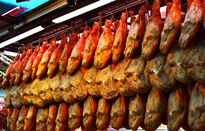 无人,横图,室内,白天,西班牙,一排,许多,吊挂,悬挂,丰富,整齐,食品,市场,很多,挂,火腿,饮食,排列,零售,摄影,队列,巴伦西亚省,彩图