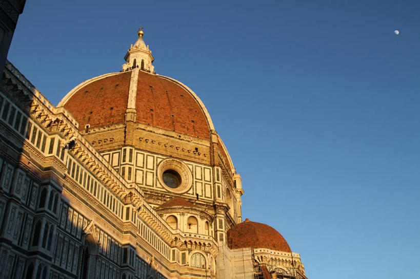 无人,横图,室外,白天,建筑,日光,意大利,月亮,历史,地标建筑,摄影,基督教,圆顶建筑,意大利文化,托斯卡纳区,比萨教堂,万里无云,彩图,大教堂