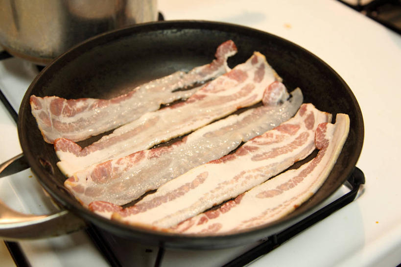 无人,横图,室内,特写,厨房,美国,一排,准备,整齐,饮食,排列,摄影,煎锅,队列,熏猪肉,烹调,彩图