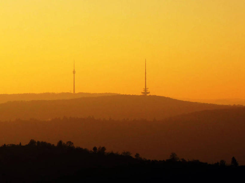无人,横图,室外,通讯,日落,山,雾,德国,欧洲,冬天,塔,尖顶,天气,联系,风景,天空,自然,摄影,宁静,西欧,剪影,斯图加特,德意志联邦共和国,无线电通信塔,巴登.符腾堡,巴登.符腾堡州,巴符州,彩图