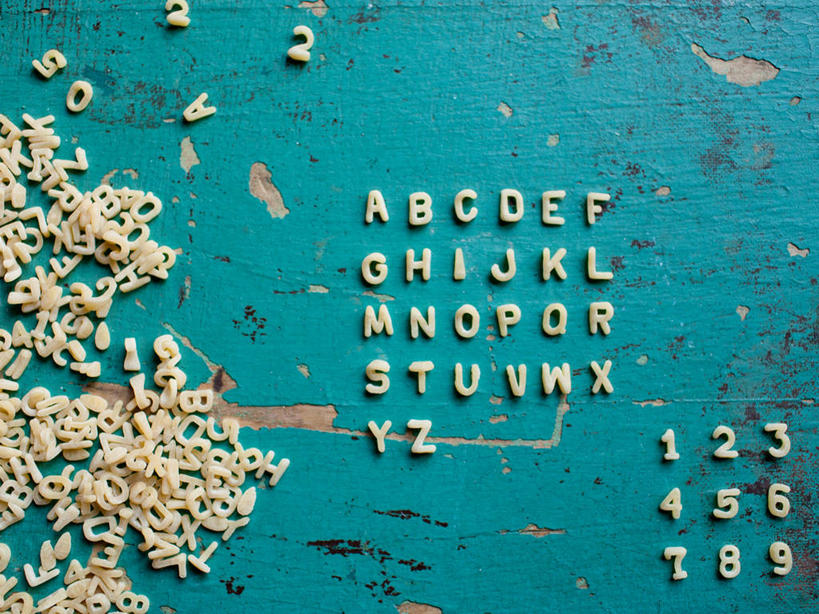 意大利面,无人,横图,俯视,室内,通讯,桌子,美国,格子,数字,字母,生食,意大利食品,饮食,蓝色,摄影,英文字母,灵感,组织,加利福尼亚,奥克兰,想法,大写字母,彩图,高角度拍摄