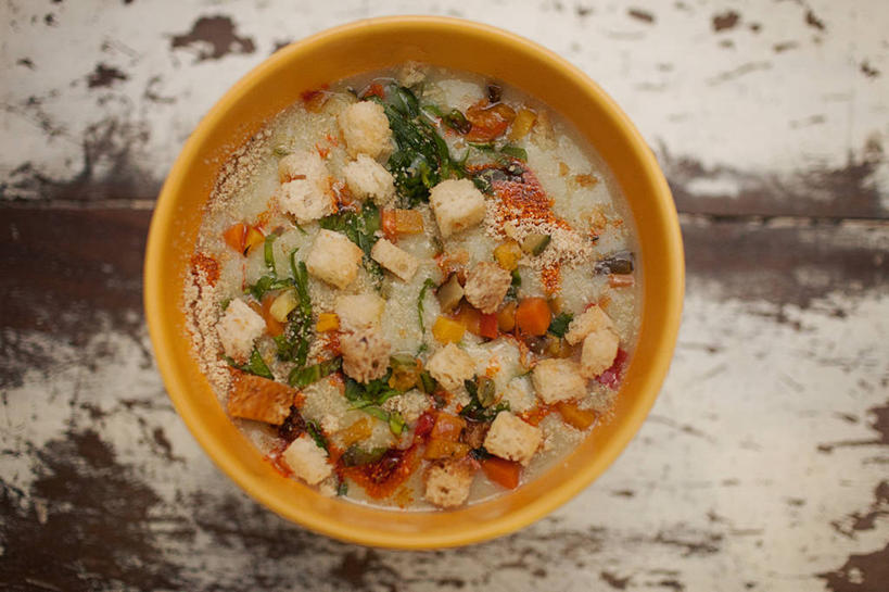 无人,横图,室内,特写,桌子,阿根廷,木制,饮食,碗,摄影,洋葱汤,彩图,装饰菜