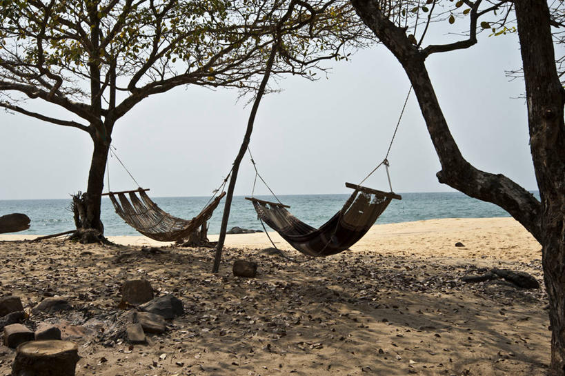 无人,横图,室外,白天,海洋,吊床,塞拉利昂,阴影,沙子,水平线,树,自然,放松,摄影,宁静,印度洋,彩图