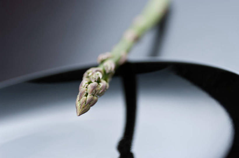 无人,横图,室内,白天,芦笋,蔬菜,静物,德国,饮食,绿色,黑色,盘子,摄影,清新,健康食物,彩图