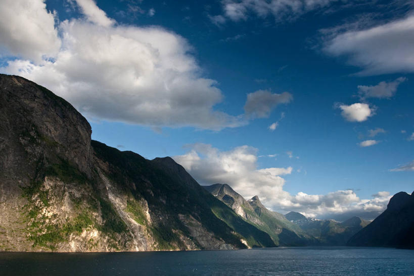 无人,横图,室外,白天,海洋,河流,美景,山,山脉,挪威,景观,云,风景,天空,自然,景色,摄影,宁静,自然风光,盖伦格峡湾,彩图