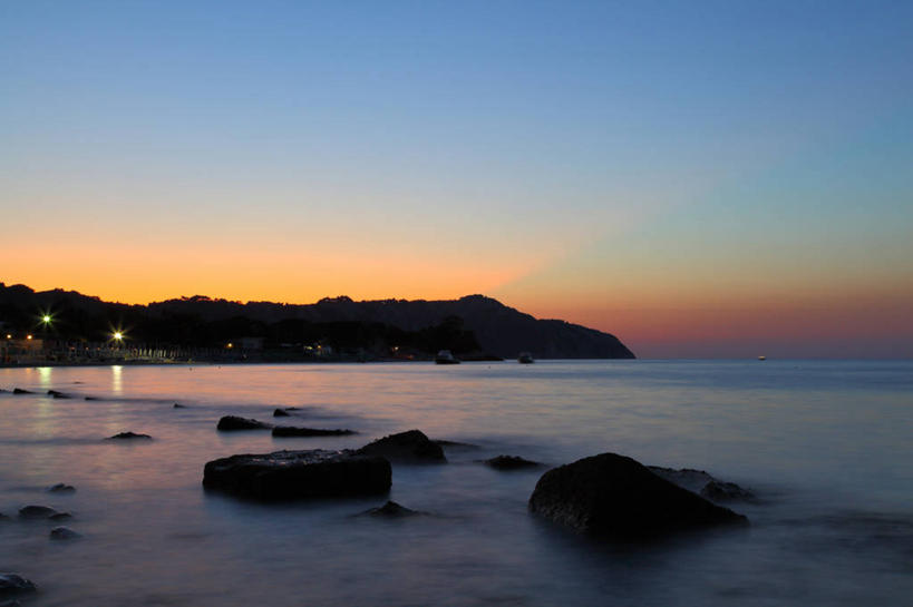 无人,横图,室外,海洋,意大利,反射,海岸线,风景,天空,自然,黄昏,摄影,宁静,照亮,安科纳,岩石,彩图