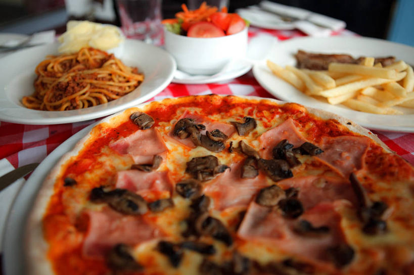 意大利面,无人,横图,室内,特写,桌子,新西兰,食品,意大利食品,盘子,摄影,多样,比萨饼,彩图