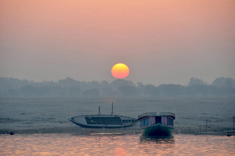 无人,横图,室外,日出,美景,太阳,印度,沙子,景观,树,风景,自然,橙色,景色,运输,摄影,宁静,自然风光,北方邦,瓦拉纳西,恒河,印度次大陆,海滩,彩图