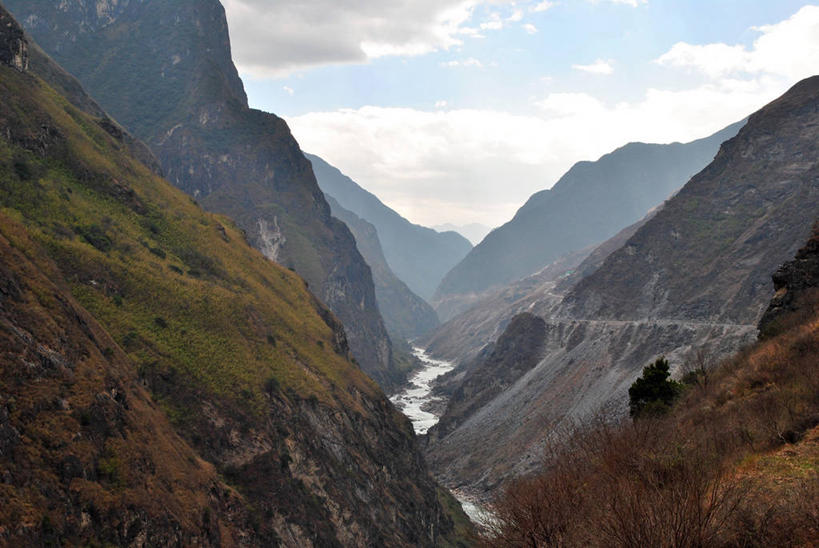无人,横图,室外,白天,河流,美景,山,山脉,丽江,日光,景观,云,风景,天空,自然,景色,摄影,宁静,自然风光,长江,虎跳峡,云南省,自然地理,彩图