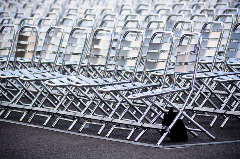 无人,横图,室外,白天,重复,椅子,金属制品,奥地利,维也纳,一排,许多,丰富,整齐,金属,首都,很多,排列,摄影,队列,事件,彩图