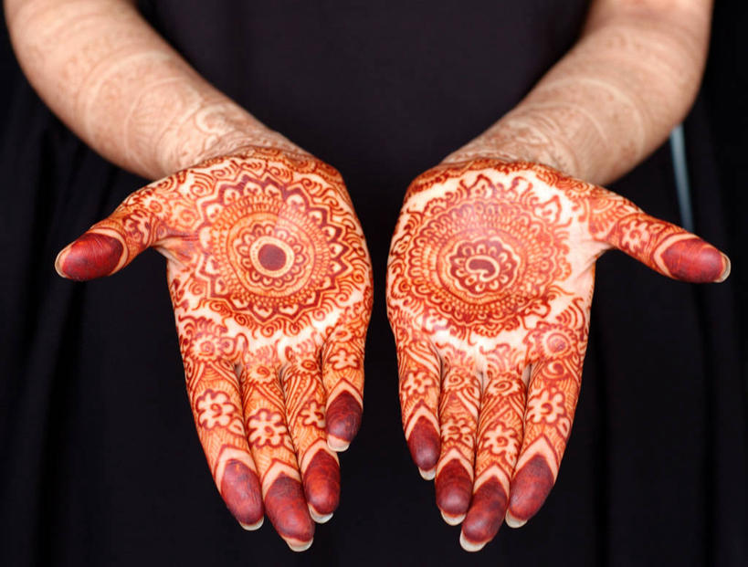 成年人,一个人,新娘,横图,室内,特写,婚礼,巴基斯坦,仅一个女性,庆祝,艺术,彩绘,文化,摄影,创造力,人体彩绘,印度文化,美观,式样,卡拉奇,纹身彩绘,设计,捧着,彩图