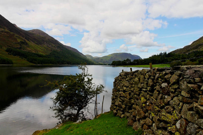 无人,横图,室外,白天,美景,山,英国,反射,景观,云,石墙,风景,天空,自然,景色,摄影,宁静,自然风光,坎布里亚,彩图,巴特米尔湖